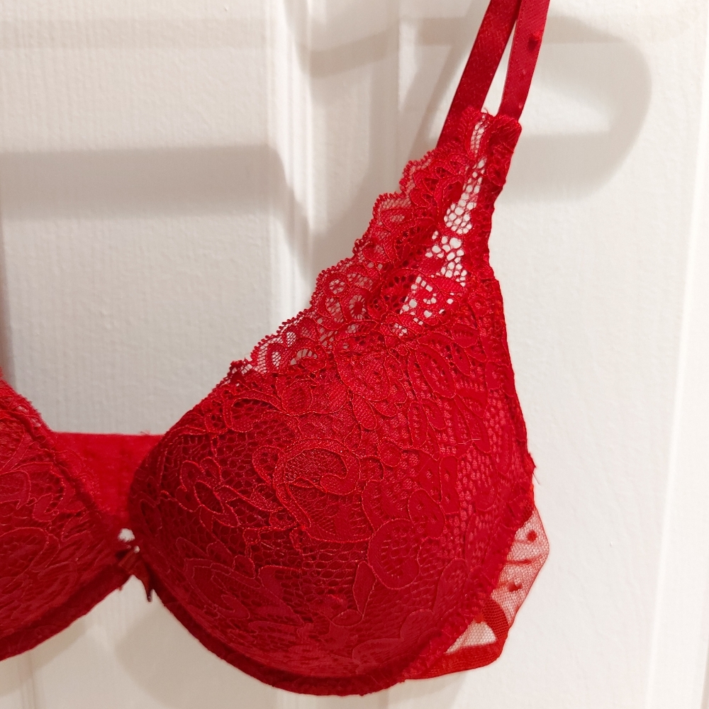 NWOT, Secret Possessions | Push-Up Bra
